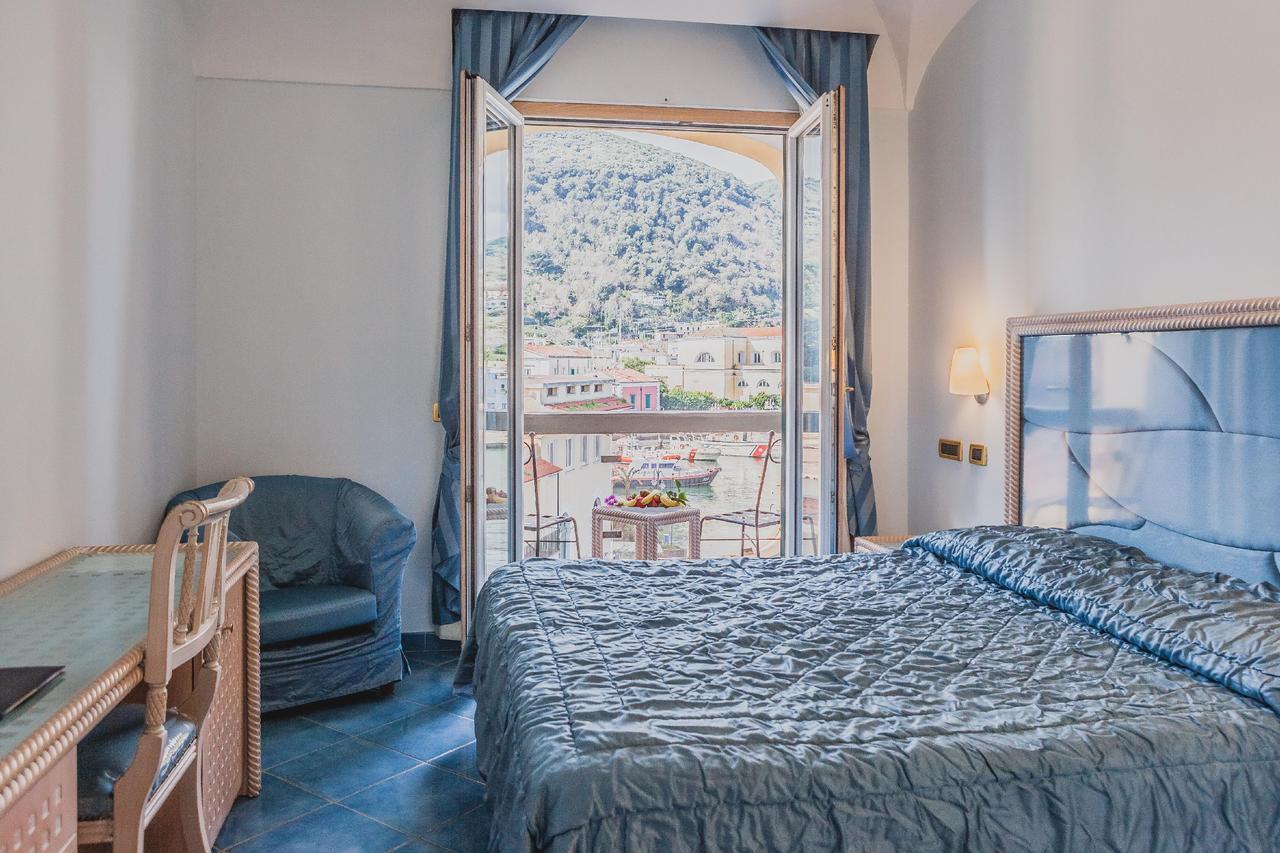 Hotel Aragona Palace & Spa 4*