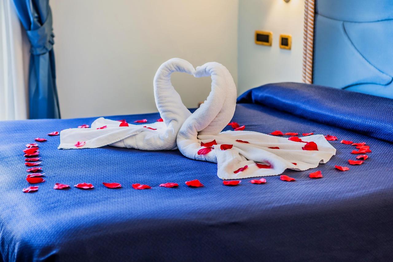 Hotel Aragona Palace & 4*