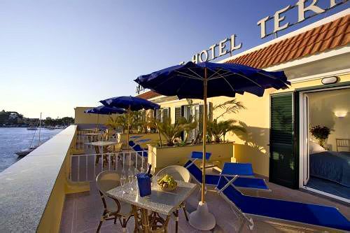 Aragona Palace &